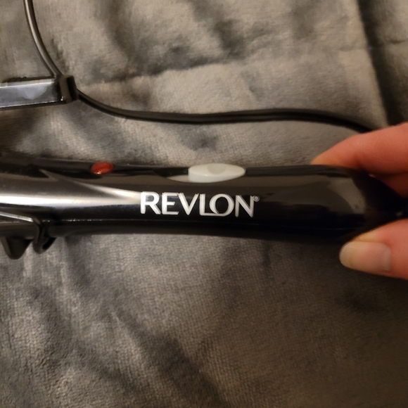 EUC Revlon crimper/curling wand - Picture 3 of 5